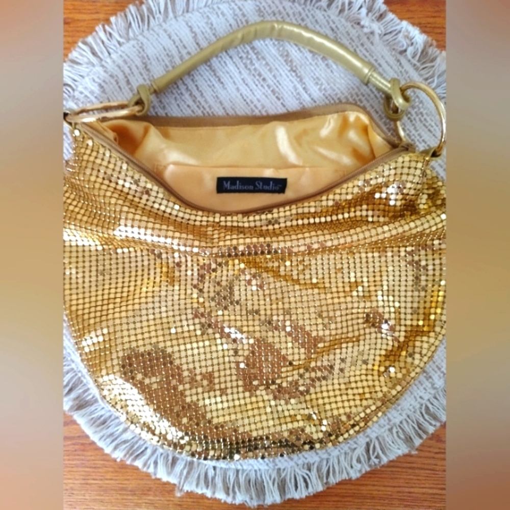 MADISON STUDIO/The Cutest Gold Toned/ Shoulder Handbag